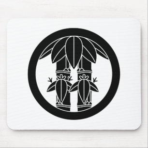 Two bamboos with bamboo leaves in circle mouse pad
