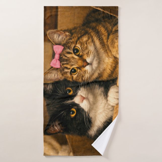 "Two Cats in a Cardboard Box – Cosy Bath Towel (Bath Towel)