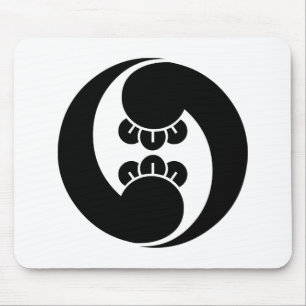 Two counterclockwise clove swirls mouse pad