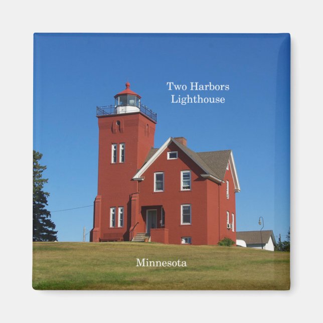Two Harbours Lighthouse magnet (Front)