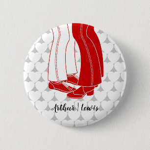 Two men kissing on Valentine's Day 6 Cm Round Badge