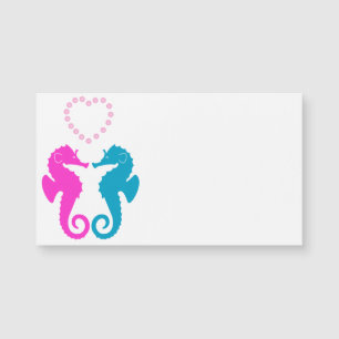 Two sea horses in love