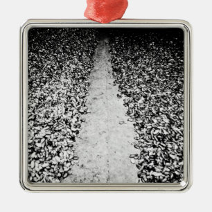 two sides of cocoa metal tree decoration