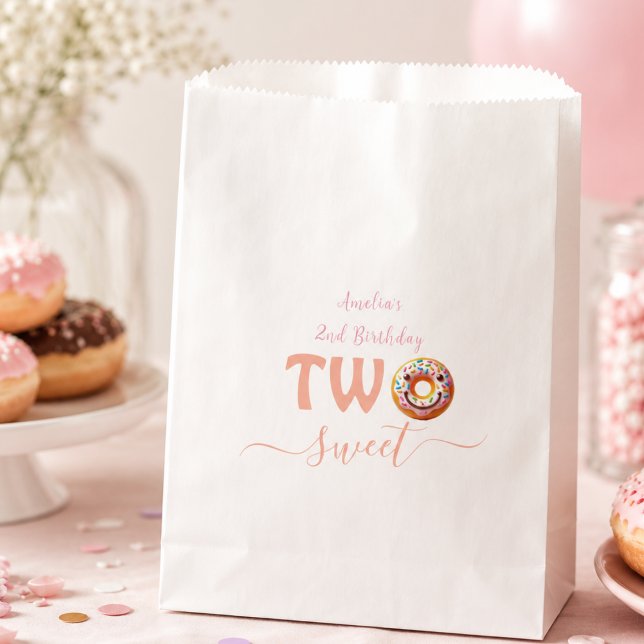 Two Sweet Doughnuts 2nd Birthday party Favour Bag (Two Sweet Donuts 2nd Birthday party Favor Bag)