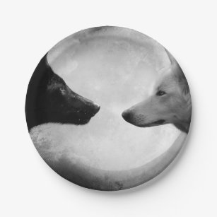 Two wolves facing each other paper plate