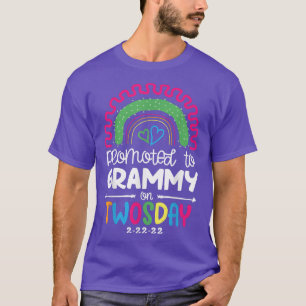 Twosday New Grammy Grandma Baby Pregnancy Announce T-Shirt