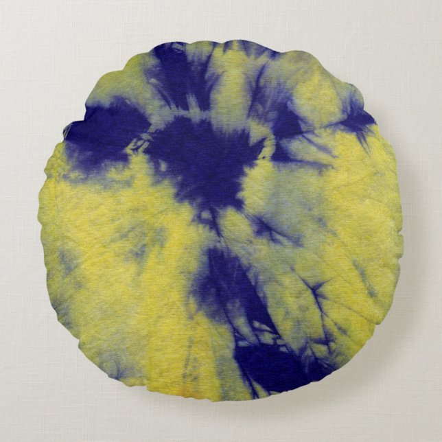 Tye Dye Composition #11 by Michael Moffa Round Cushion (Front)