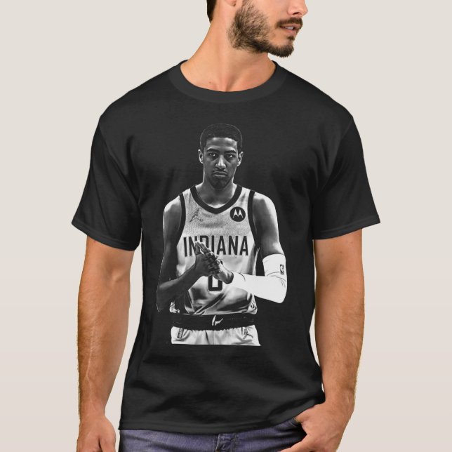 Tyrese Haliburton  Vintage Drawing 90S T-Shirt (Front)