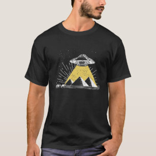 UFO Alien Abduction Pyramids Ancient Egypt Camels T-Shirt