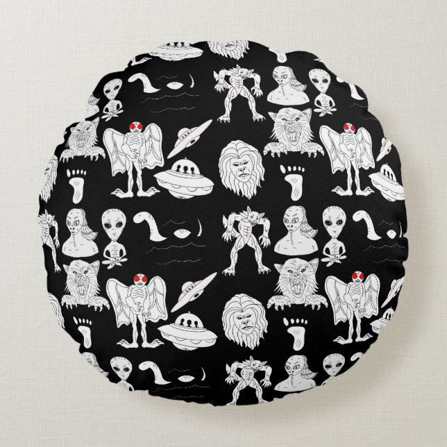 UFO, Alien, Bigfoot Cryptid  Round Cushion (Front)