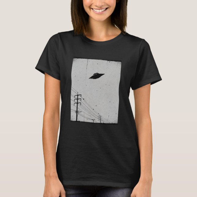 UFO Flying Saucer Power Lines Poles Alien  Paranor T-Shirt (Front)