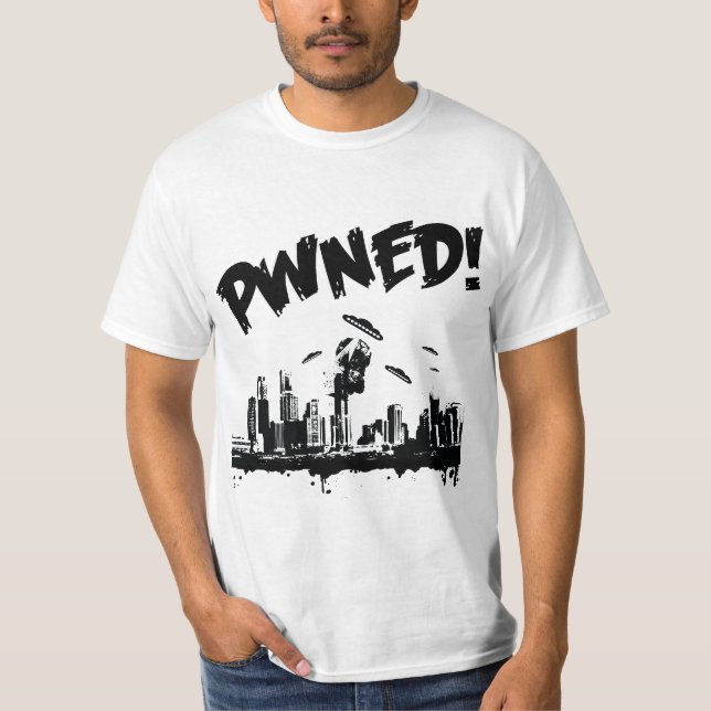 Ufo pwn bw T-shirt (Front)