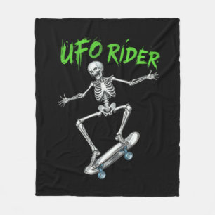 UFO Rider – Skeleton Skateboarding Fleece Blanket
