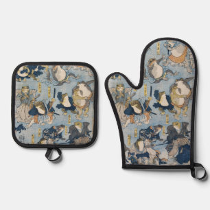 Ukiyo-e Warrior Frogs Antique Japanese Artwork Oven Mitt & Pot Holder Set