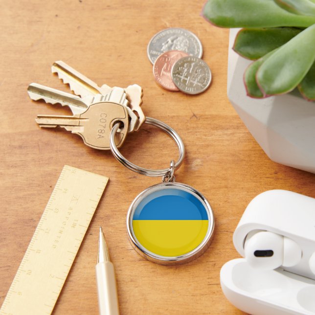 Ukraine flag key ring (Desk)