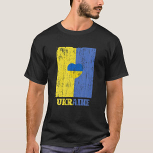 Ukraine Ukrainian Flag Vintage Distressed Heart Lo T-Shirt