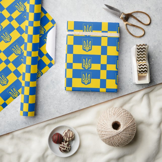 Ukrainian flag with the coat of arms wrapping paper (Crafts)