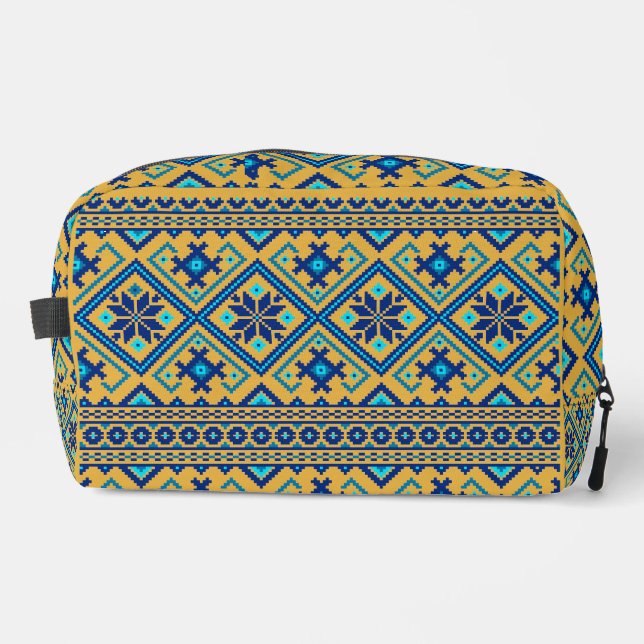 Ukrainian traditional vushuvanka folk art pattern dopp kit (Front)