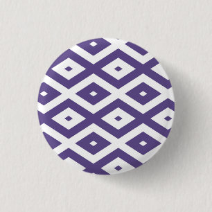 Ultra violet and white diamond pattern 3 cm round badge