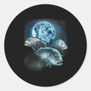 Ulua Fishing Shirt - Trevally Fish Howling At The Classic Round Sticker