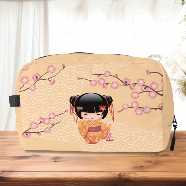Ume Kokeshi Doll - Japanese Peach Geisha Girl Dopp Kit (Creator Uploaded)