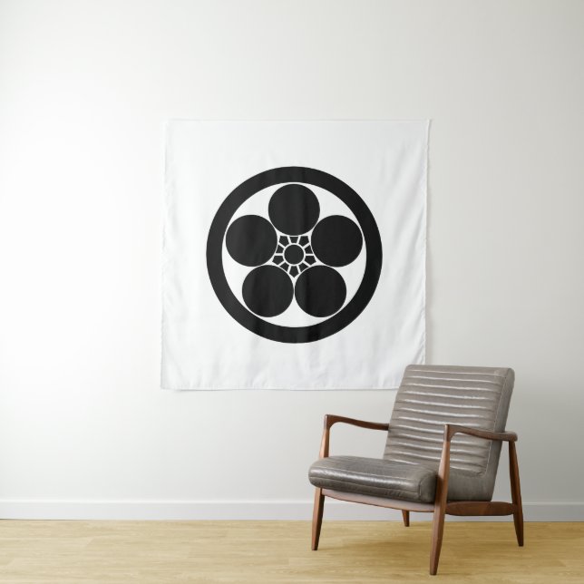 Umebachi-style plum blossom in a circle tapestry (In Situ)