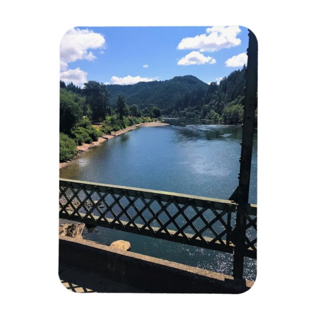 Umpqua River, OR Magnet (Vertical)