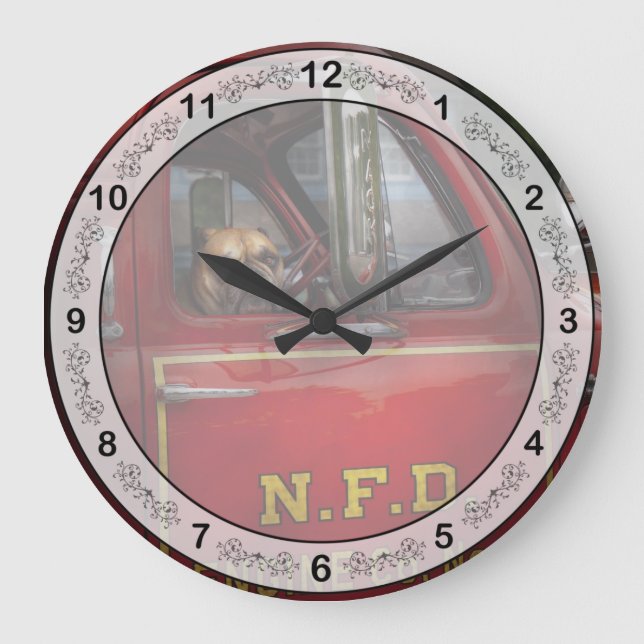 undefined large clock (Front)