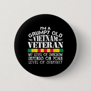 Underestimate An Old Man Who Is Also Vietnam 6 Cm Round Badge