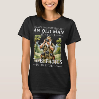 Underestimate An Old Man Who Is Takes Photos In T-Shirt