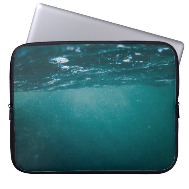 Underwater camera capture laptop sleeve (Front)