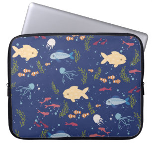 Underwater world laptop sleeve