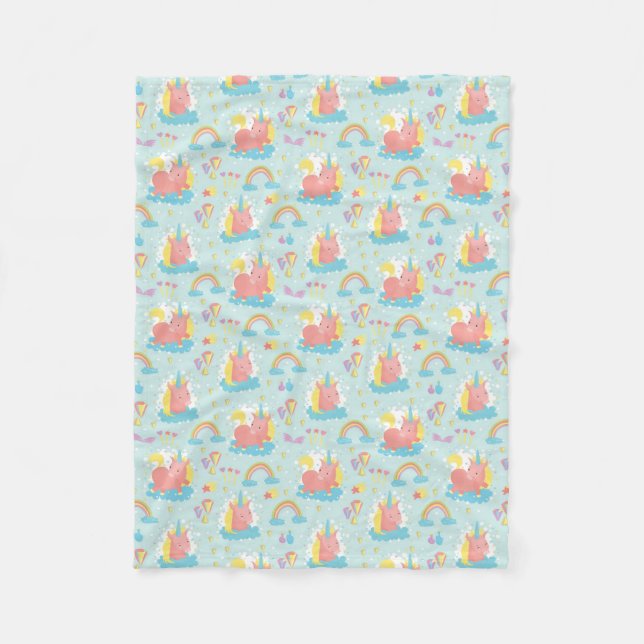 Unicorn and Rainbow Pattern Fleece Blanket (Front)
