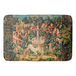 UNICORN IS FOUND / Fountain and Other Animals Bath Mat