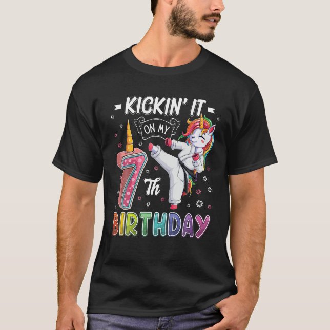 Unicorn Karate 7Th Birthday 7 Seven Years Old Taek T-Shirt (Front)