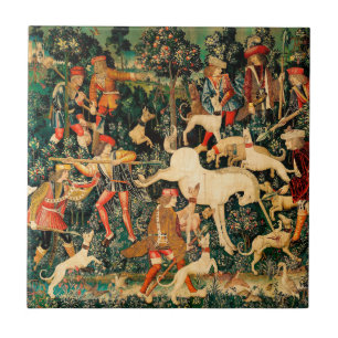 Unicorn Tapestries Defends Hunt Ceramic Tile
