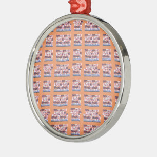 Unique Elegant Heart-Patterned Artwork for All Age Metal Ornament