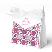 Unique floral in pink/white