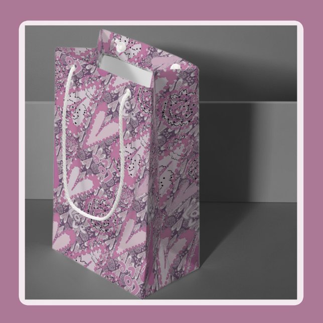 Unique Heart Pattern Style Gift Bag (Creator Uploaded)