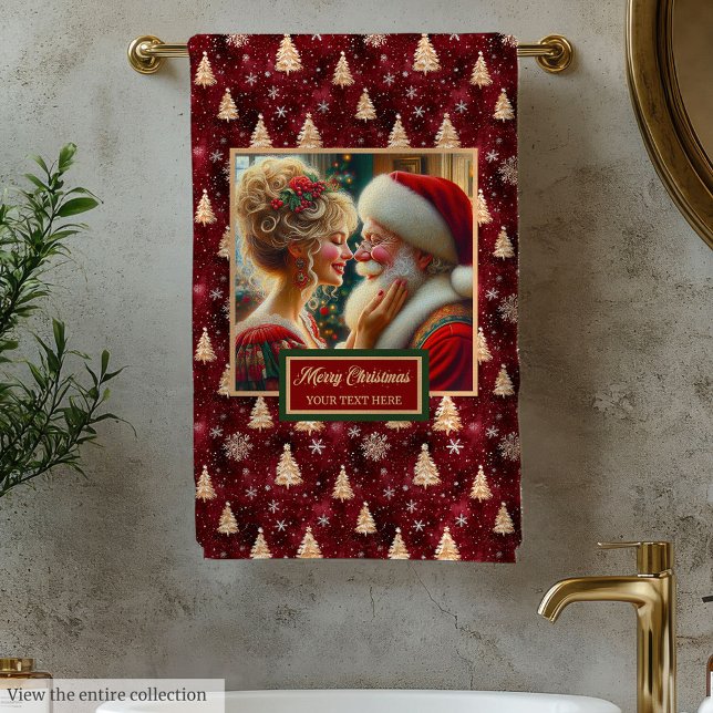 Unique Mr. and Mrs. Claus Red Gold Bath Towel (Unique Mr. and Mrs. Claus Red Gold Bath Towel)