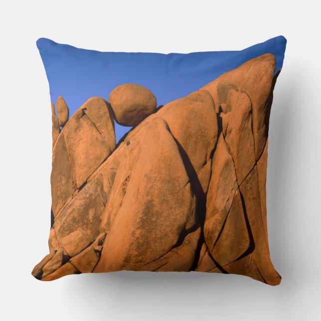 Unique rock formation, California Cushion (Front)