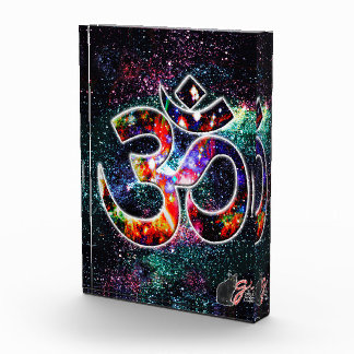 Universal OM Karma Photo Block
