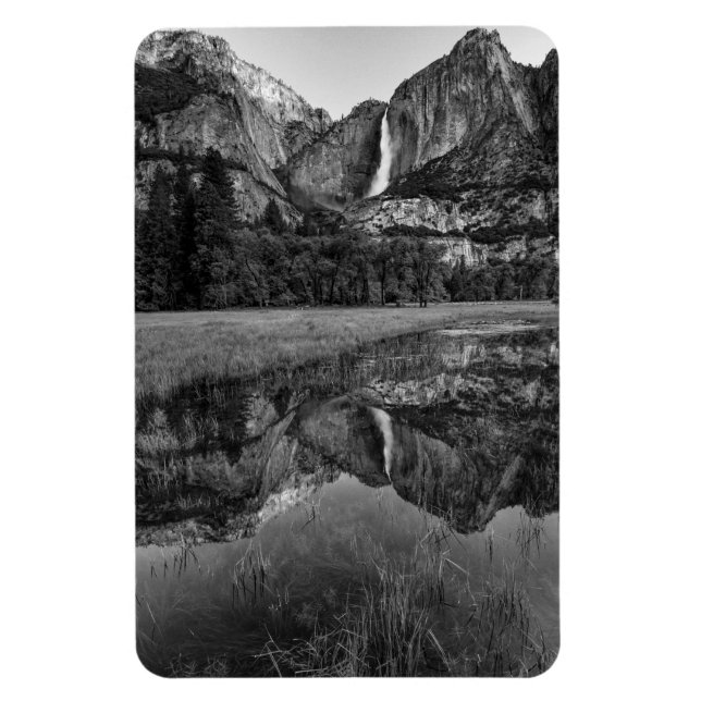 Upper Yosemite Falls Scenic Magnet (Vertical)
