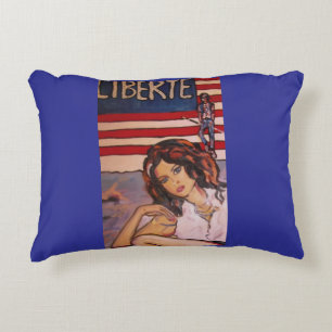 Urban Glamour:Modern PopArt Portrait Decorative Cushion