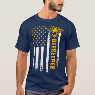 Urban honeybee keeper and honey maker Gift T-Shirt