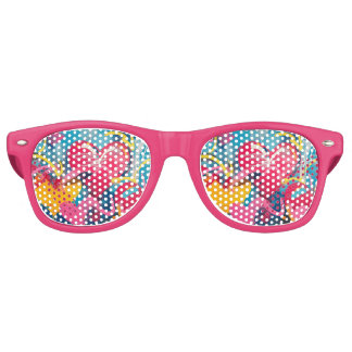 Urban Love: Graffiti Hearts Retro Sunglasses