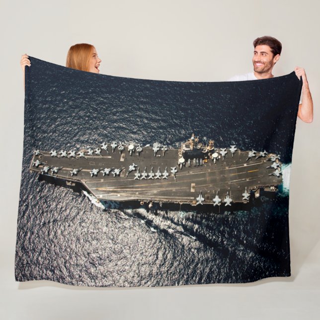 US AIRCRAFT CARRIER - CVN 72 FLEECE BLANKET (In Situ)