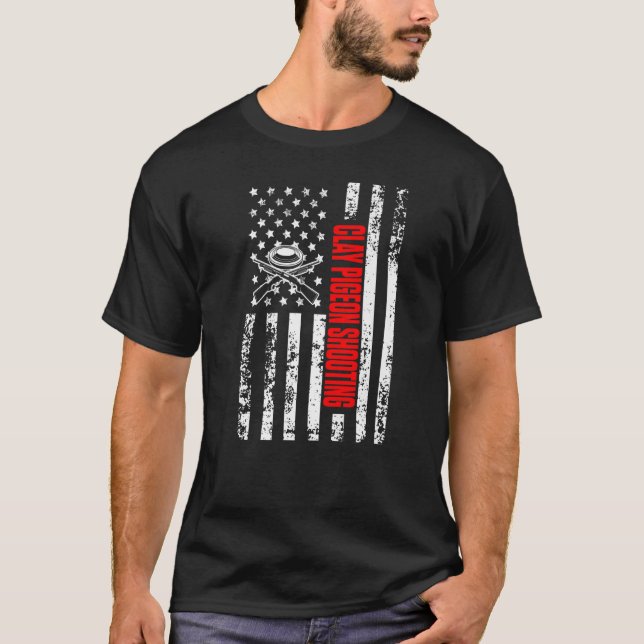 US American Flag Sports Patriotic Clay Pigeon Shoo T-Shirt (Front)