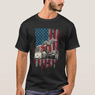 US American Flag USA Trucker Driving Big 18 Wheele T-Shirt