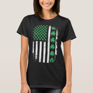 Us American Flag With Shamrocks For St Patricks Da T-Shirt